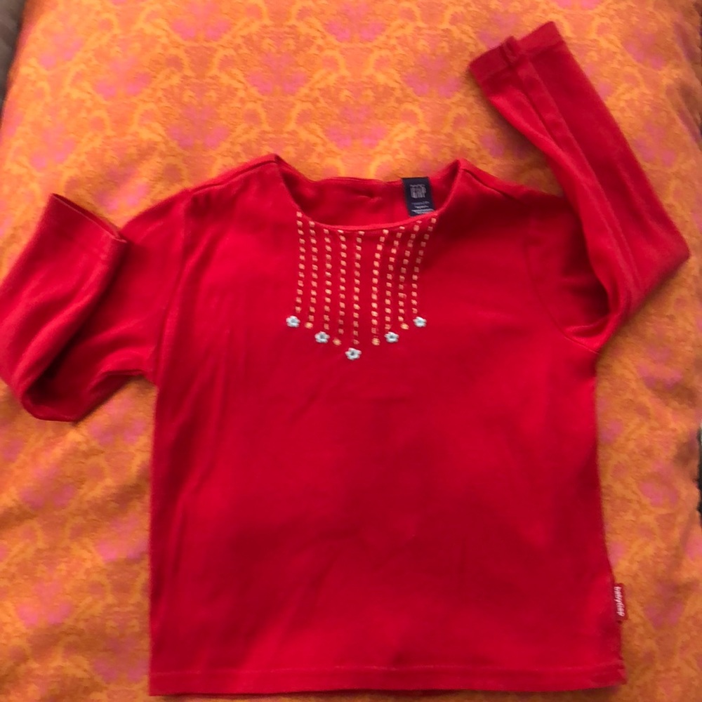 ❤️ Baby Gap Embroidered Red Top size 3T
